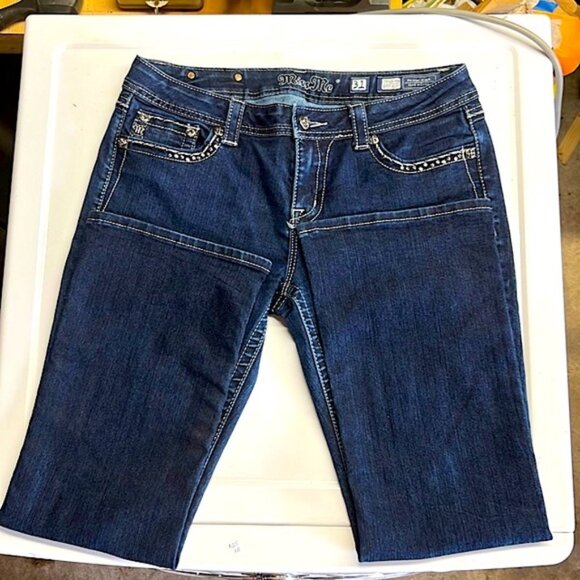 Miss Me easy boot jeans. - Picture 1 of 9